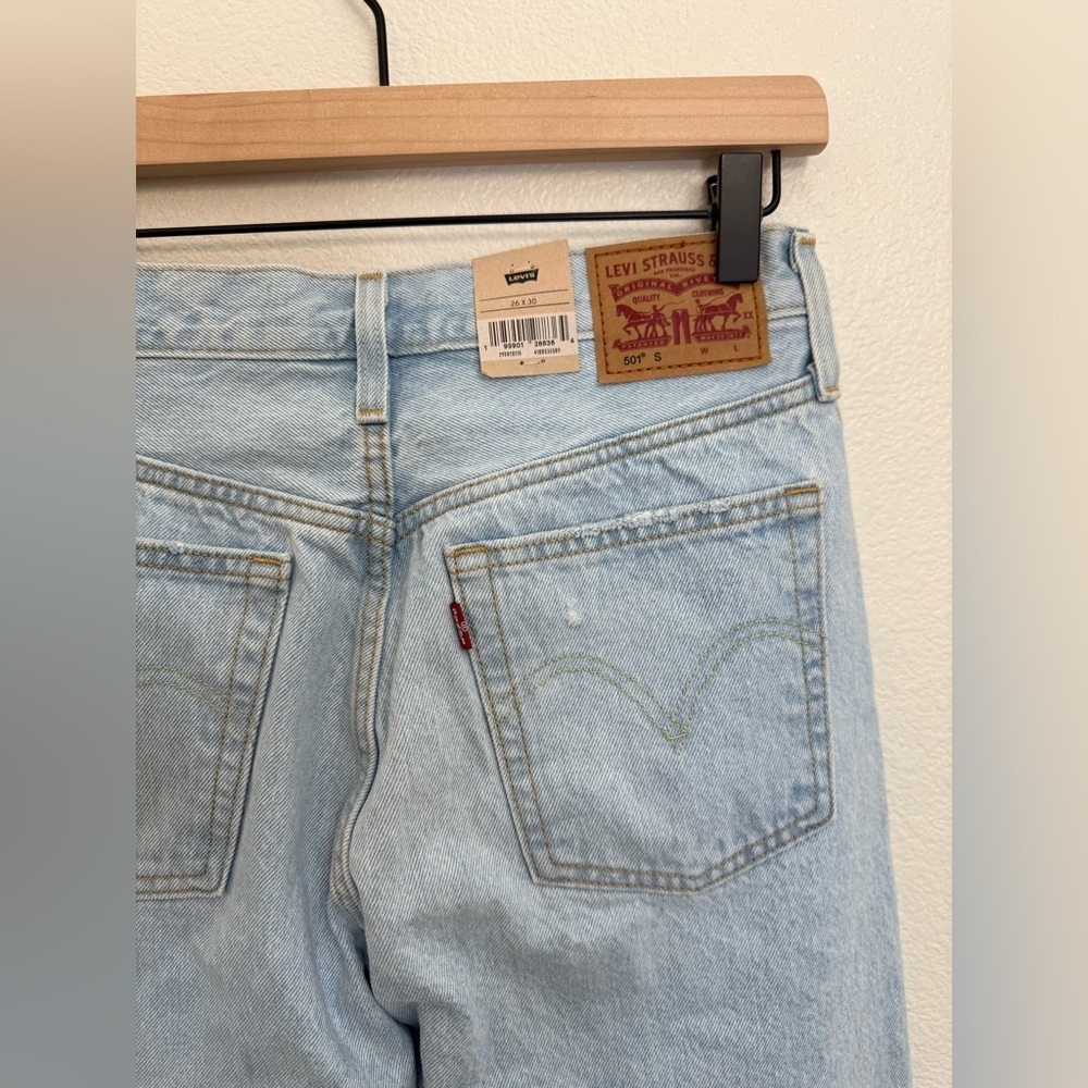 NEW Levi's Women's 501 Skinny Jeans Ojai Snow W26 L30 - Picture 6 of 8